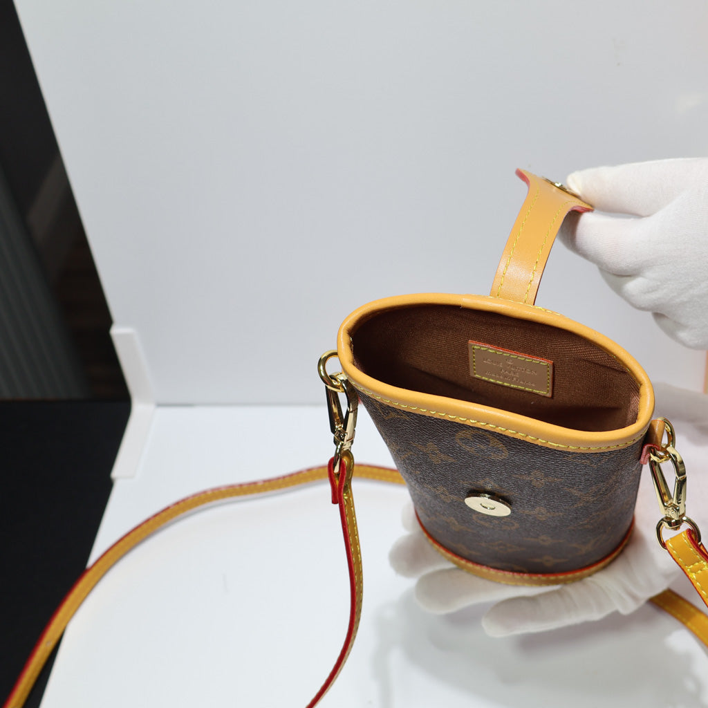 LV Fold Me Pouch Small Crossbody Bag
