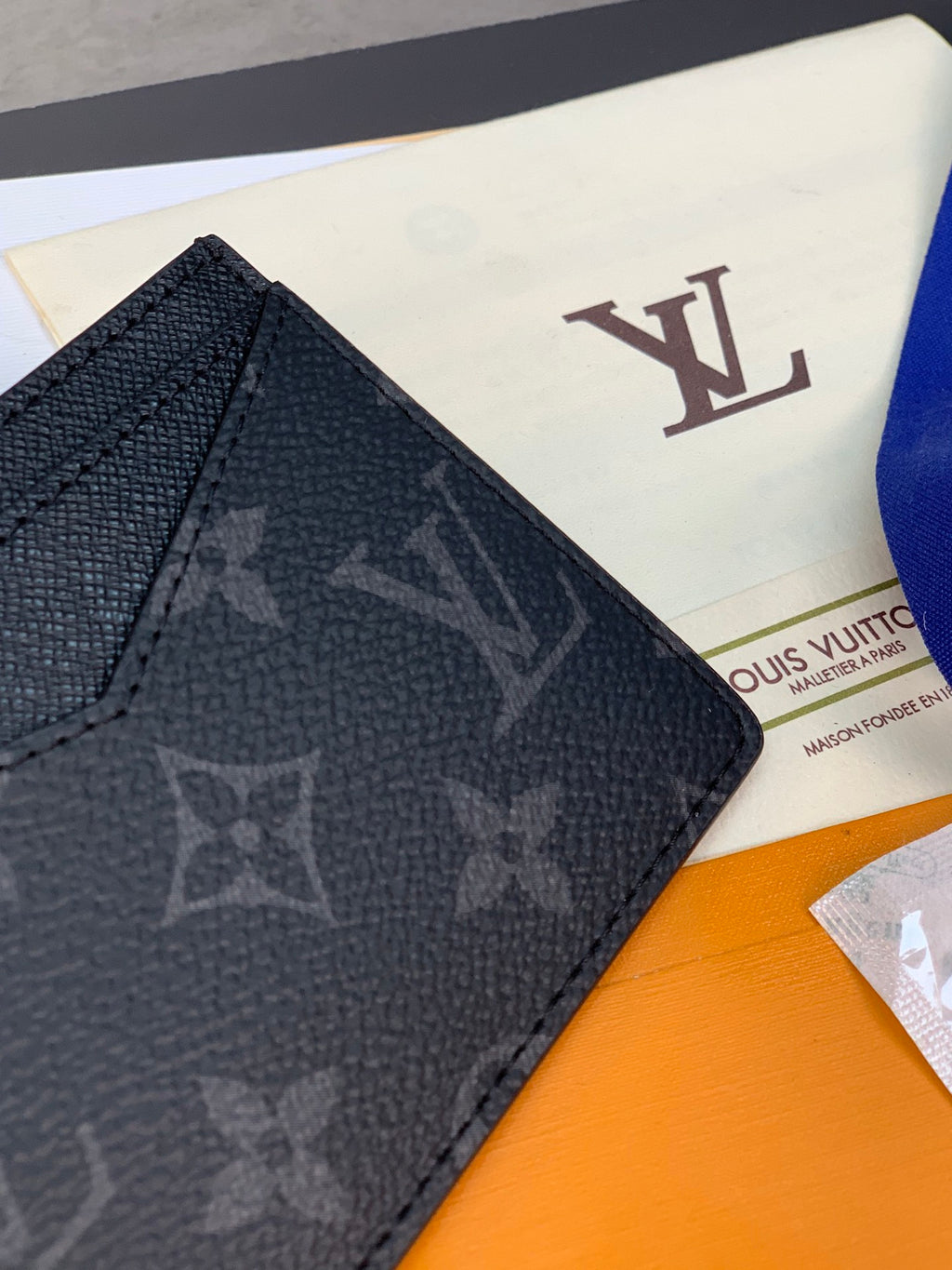 Louis Vuitton Credit Card Holder Black Monogram
