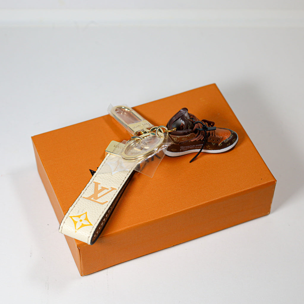 LV Dupe Key RingSneaker Shoe